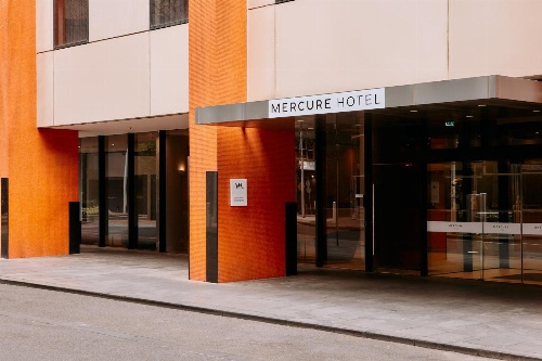 Mercure Melbourne Southbank image 1