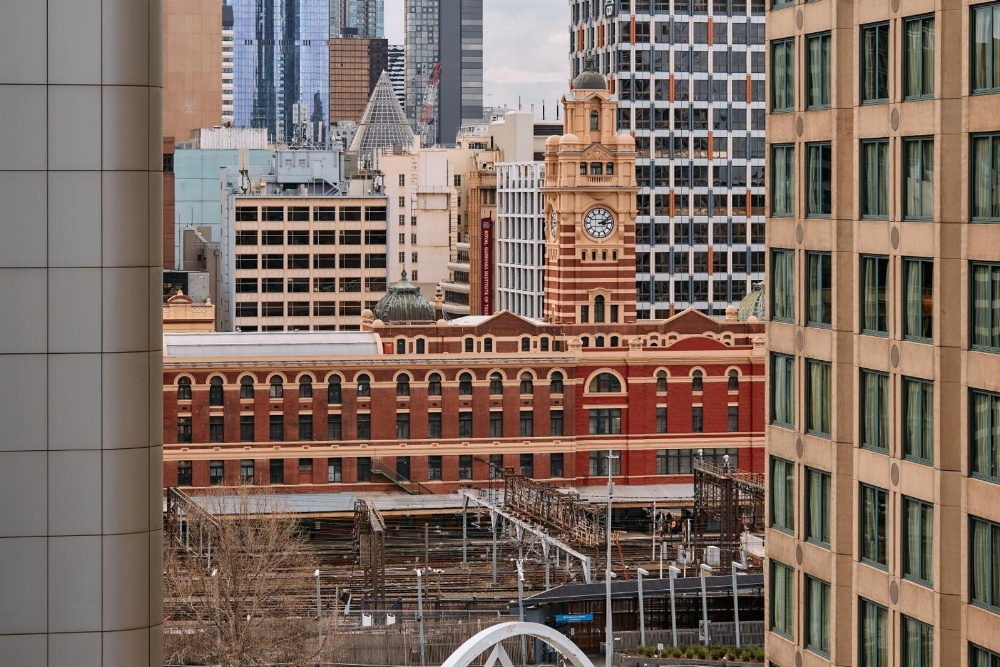 Mercure Melbourne Southbank Main image